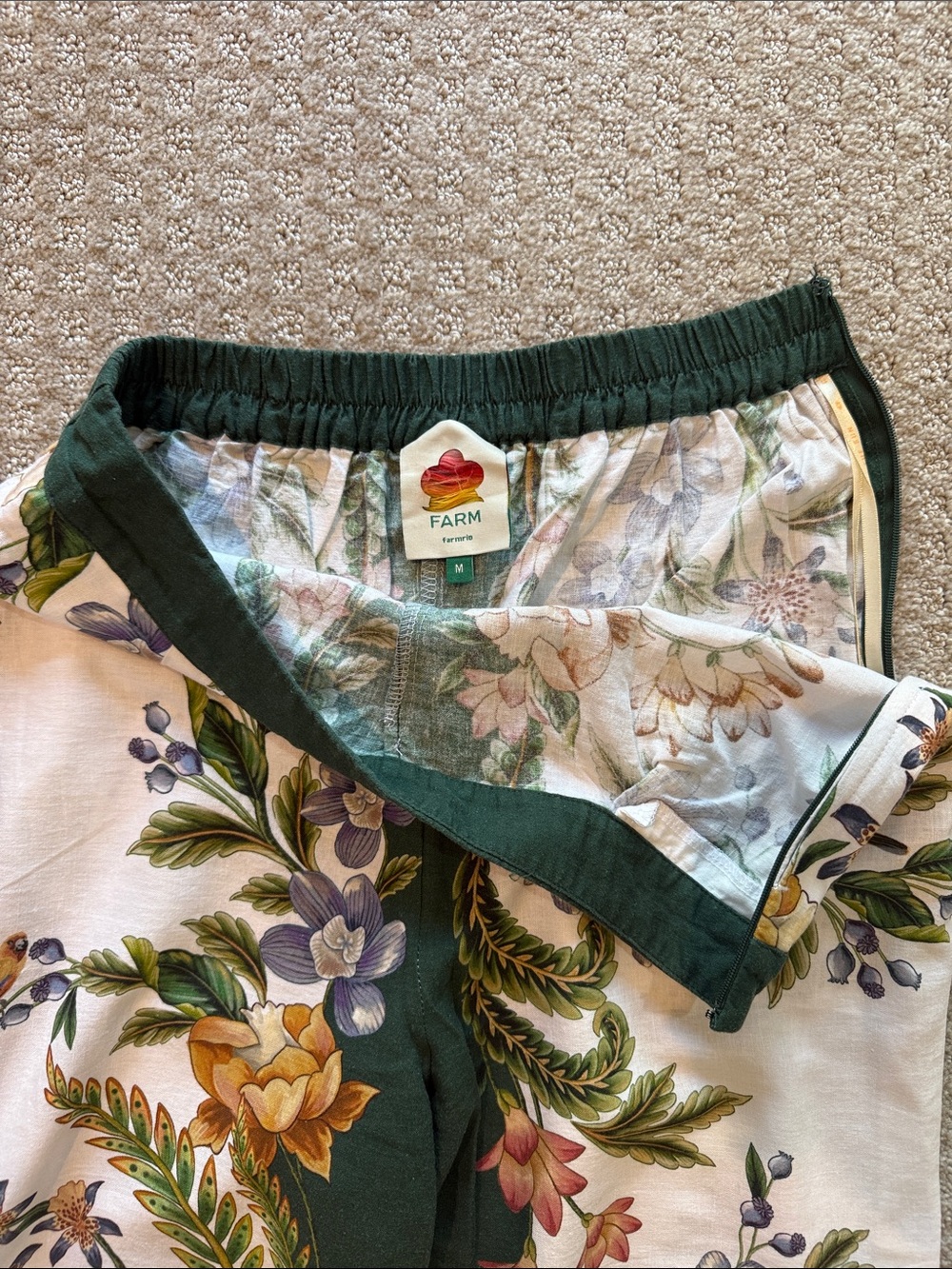 FARM Rio - SET - White Button-Down Shirt w/ matching Pants Botanical Print - Picture 4 of 4